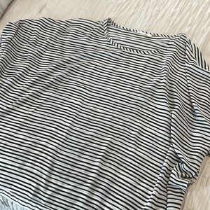 Chic Soul stripped top NWOT 2x